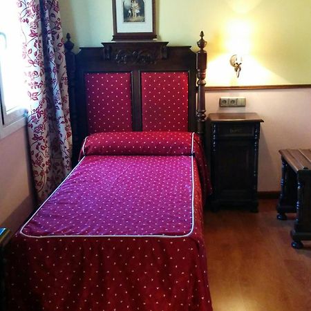 Hotel El Cisne Сарагоса Екстер'єр фото