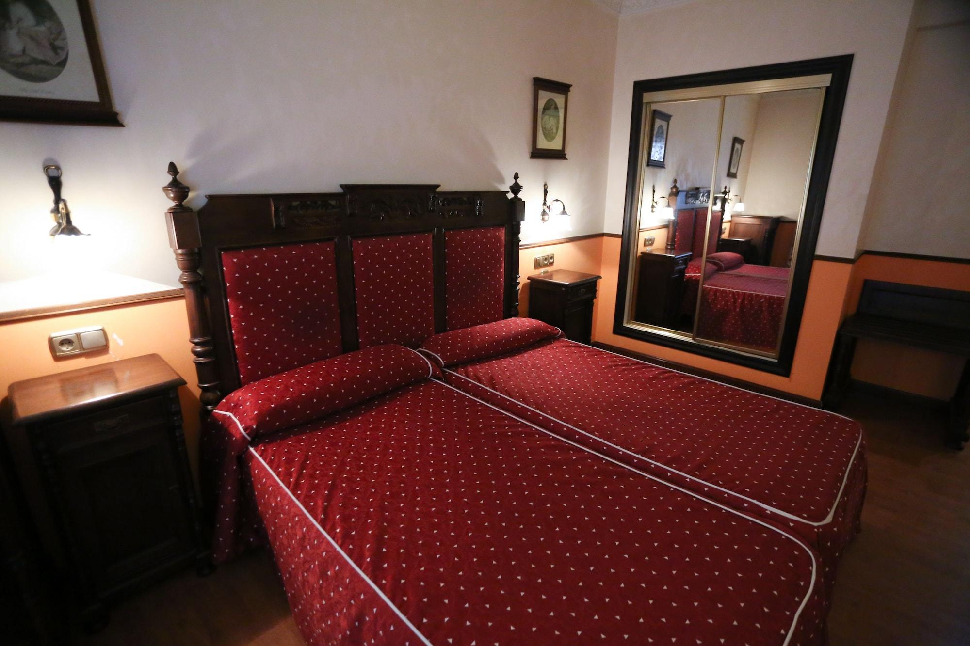 Hotel El Cisne Сарагоса Екстер'єр фото